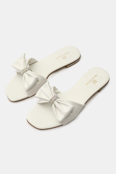 White Ladies Casual Slippers From Diners White Ladies Casual Slippers From Diners
