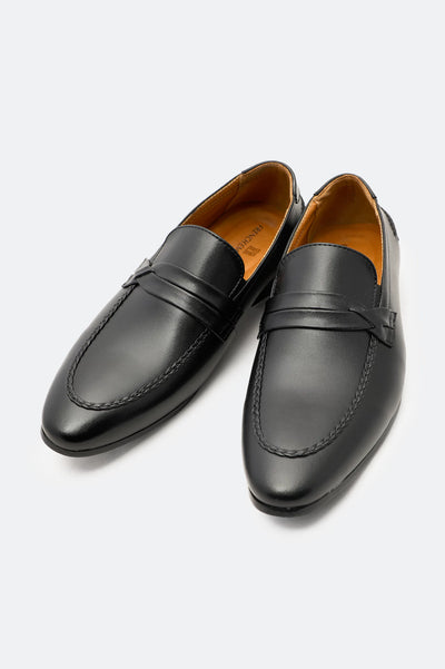 Premium Black Formal Shoes From Diners Premium Black Formal Shoes From Diners
