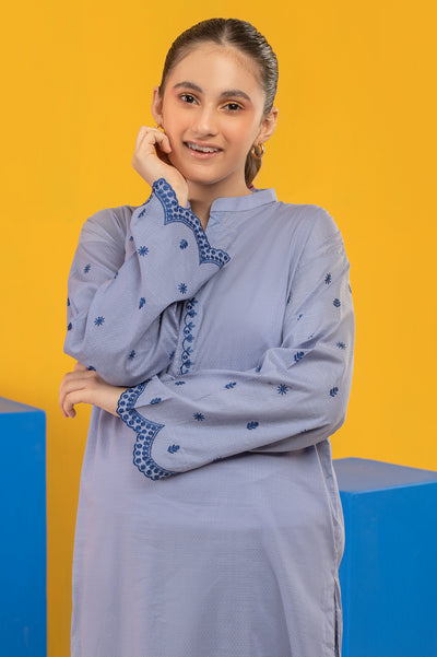 2PC Embroidered Suit From Diners 2PC Embroidered Suit From Diners