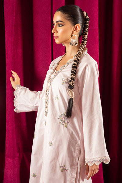 2PC Light Pink Embroidered Suit From Diners 2PC Light Pink Embroidered Suit From Diners
