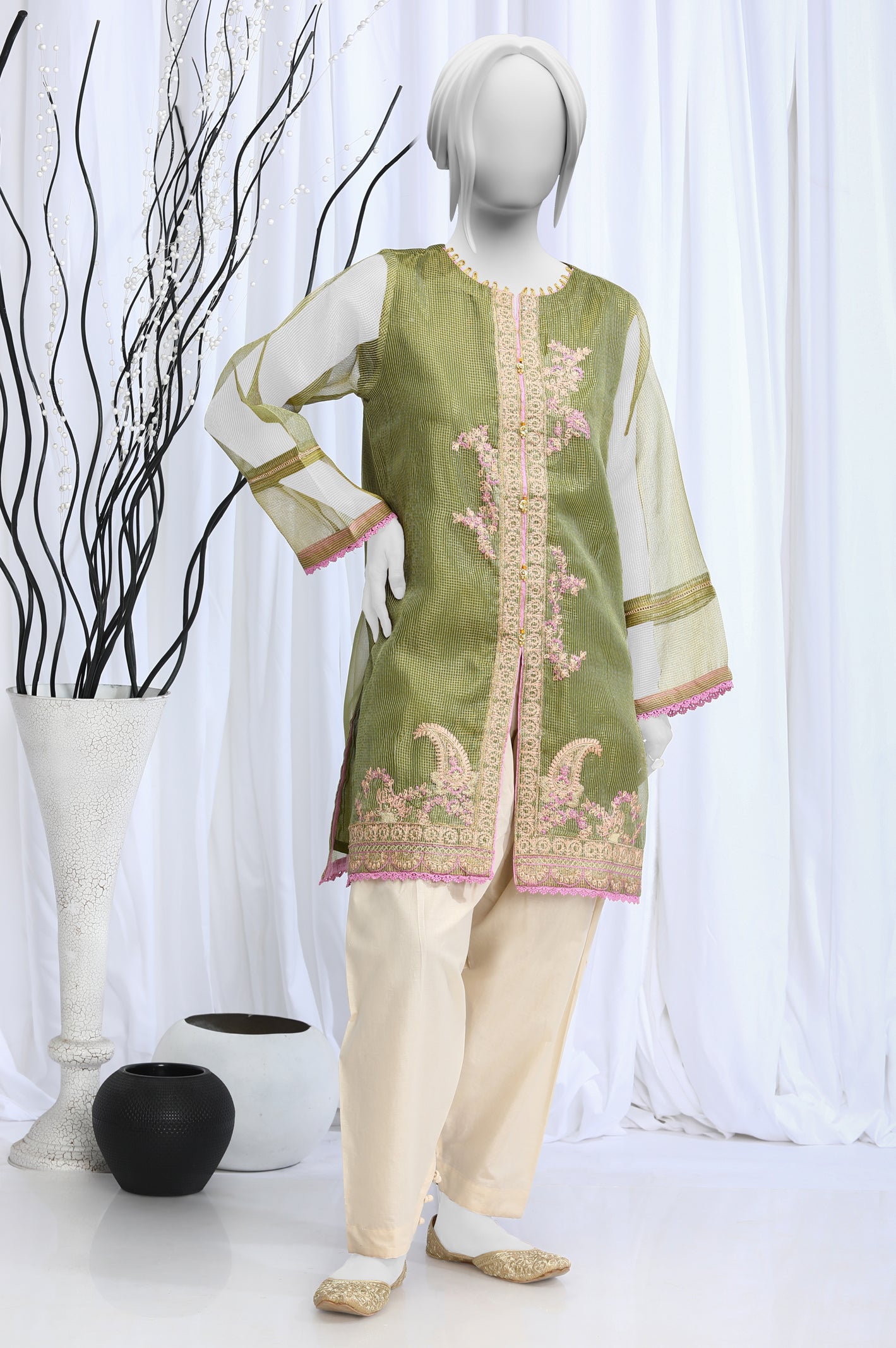 Embroidered Check Zari Green Kurti From Diners