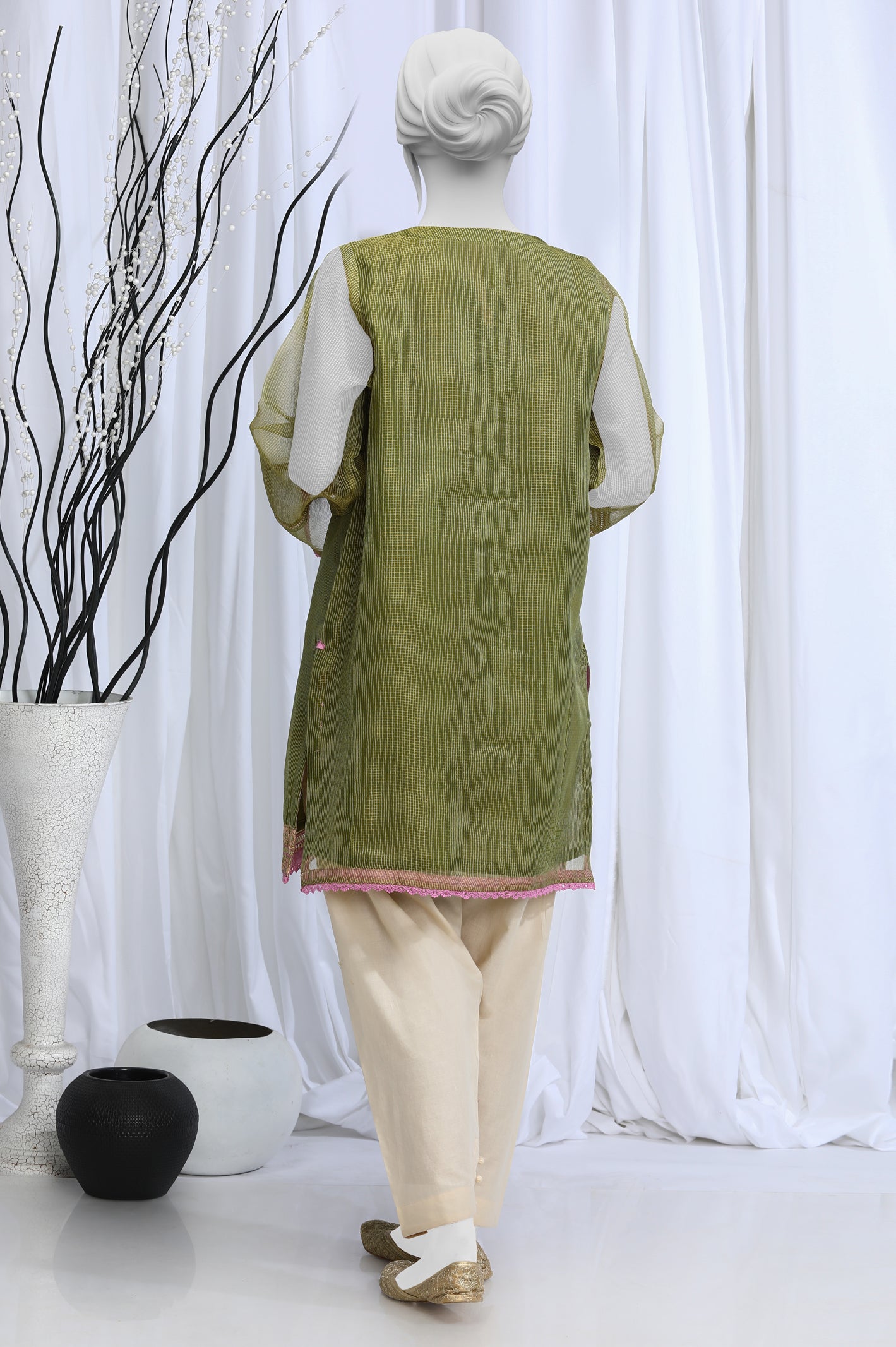 Embroidered Check Zari Green Kurti From Diners