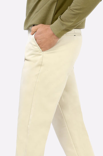 Off White Smart Fit Cotton Chino