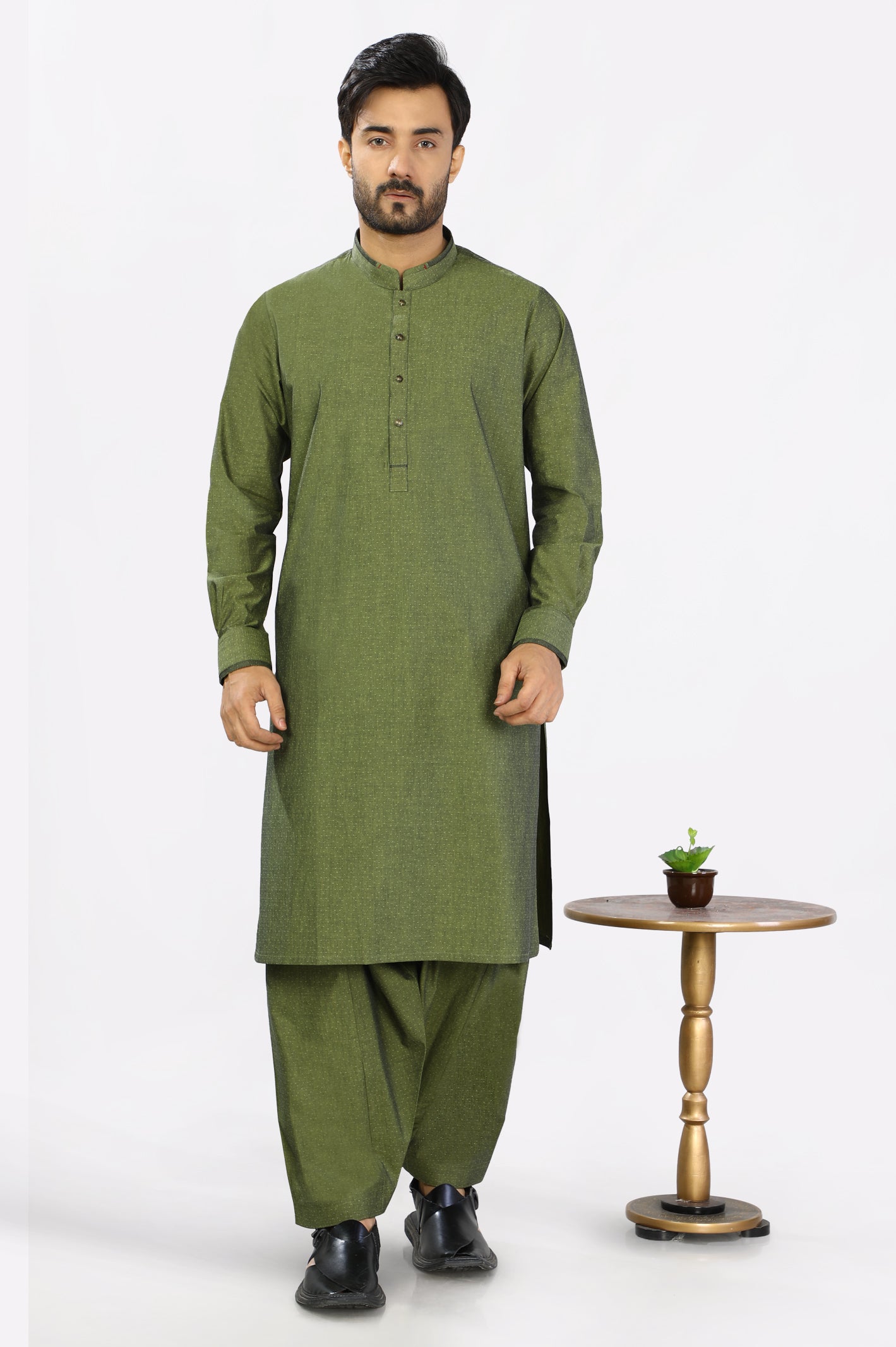 Green salwar hot sale kameez mens