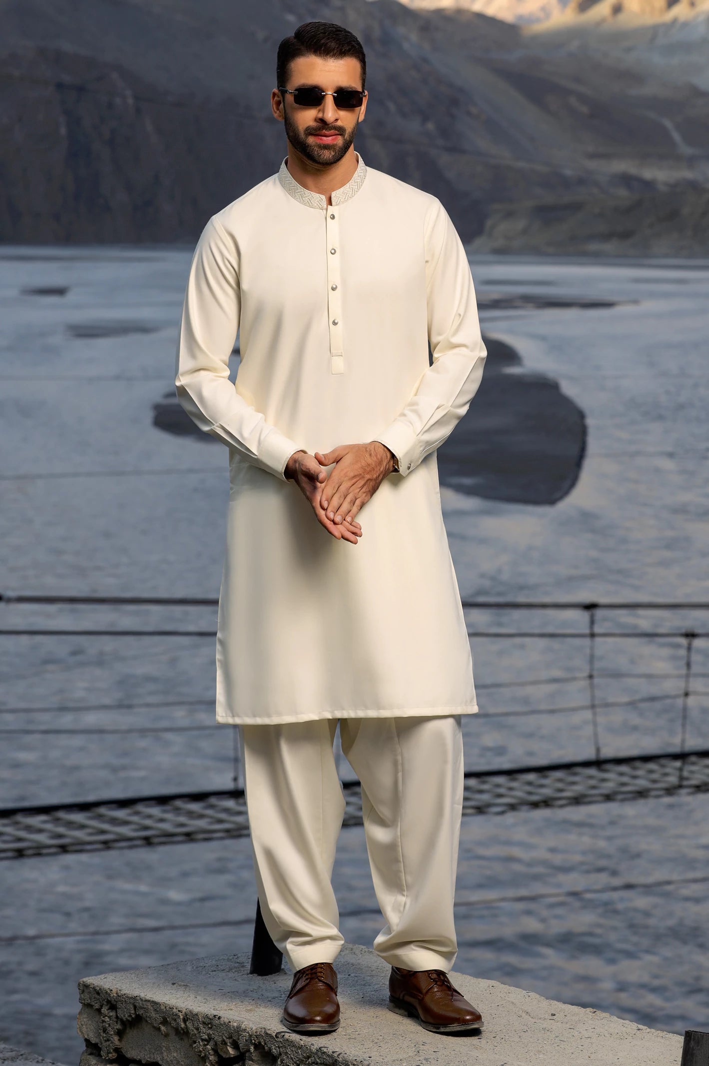 Cream Rayon Blend Shalwar Kameez From Diners