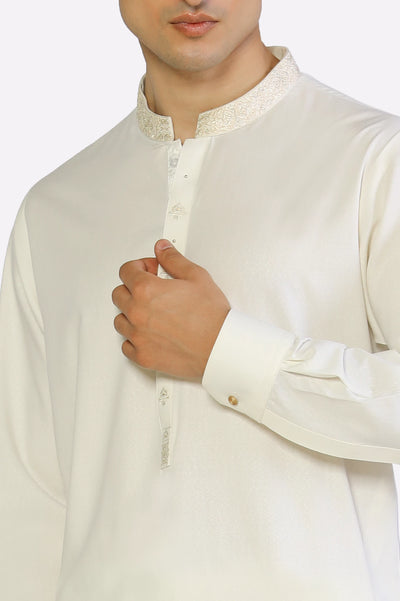 Men Off White Shalwar Kameez