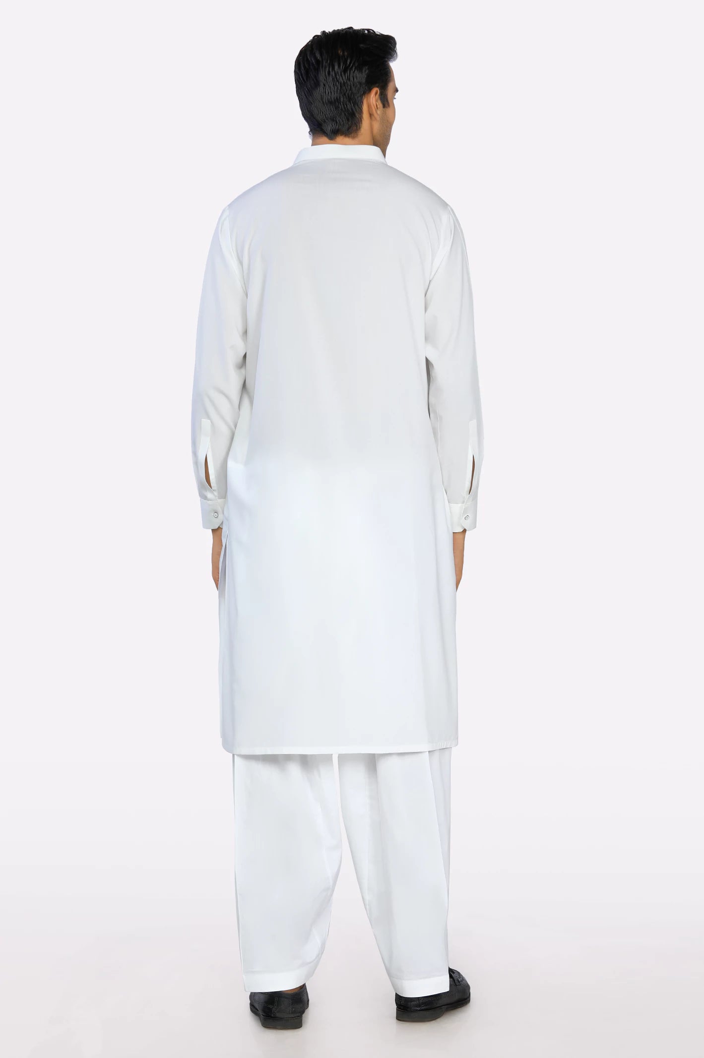 Men Off White Shalwar Kameez