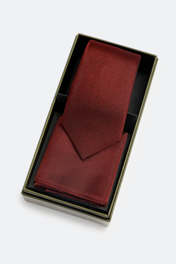 Maroon Tie With Pocket Square