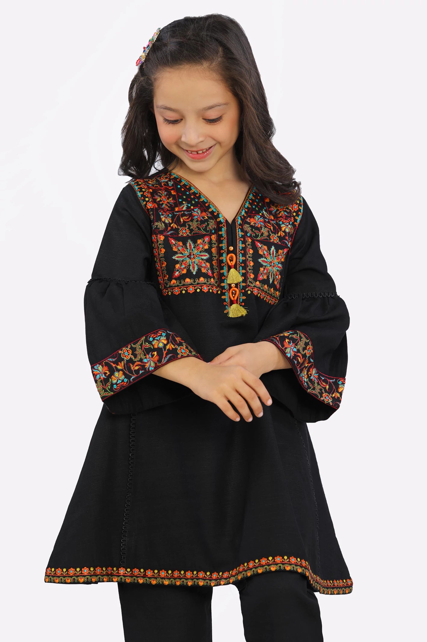 Khaddar Embroidered Girls 2PC Suit From Diners