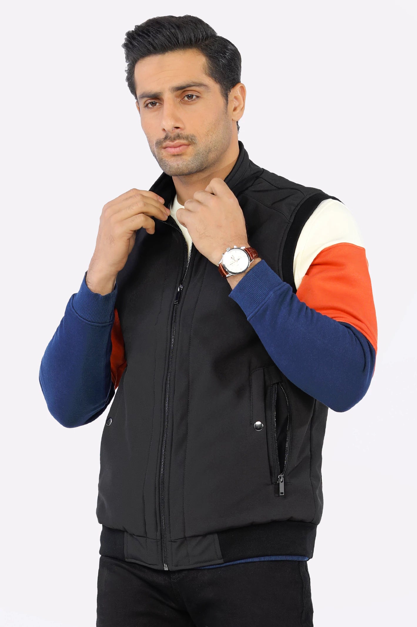 Black Sleeveless Quilted Jacket From Diners