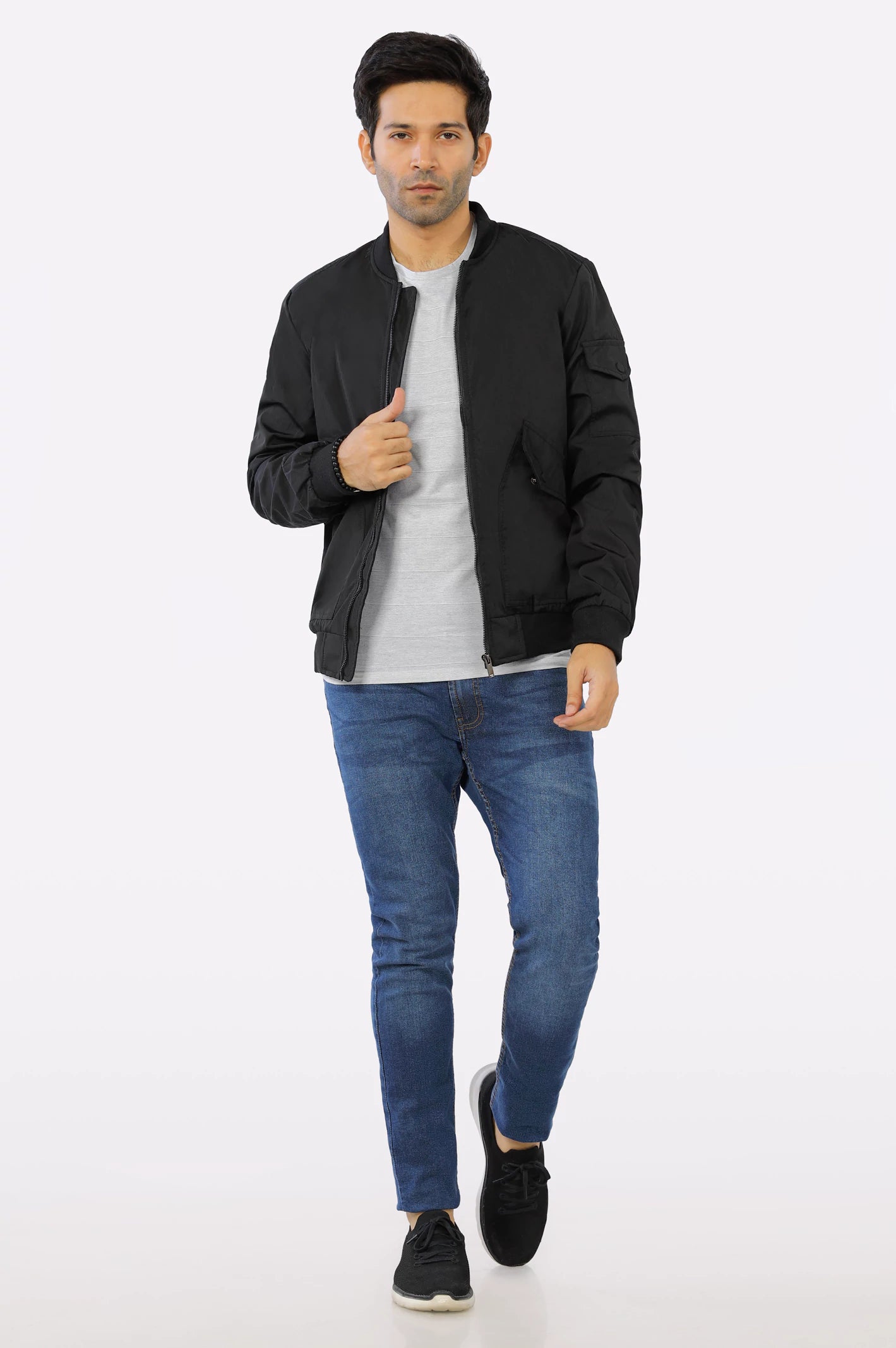 Black Men's Jacket – Diners Pakistan