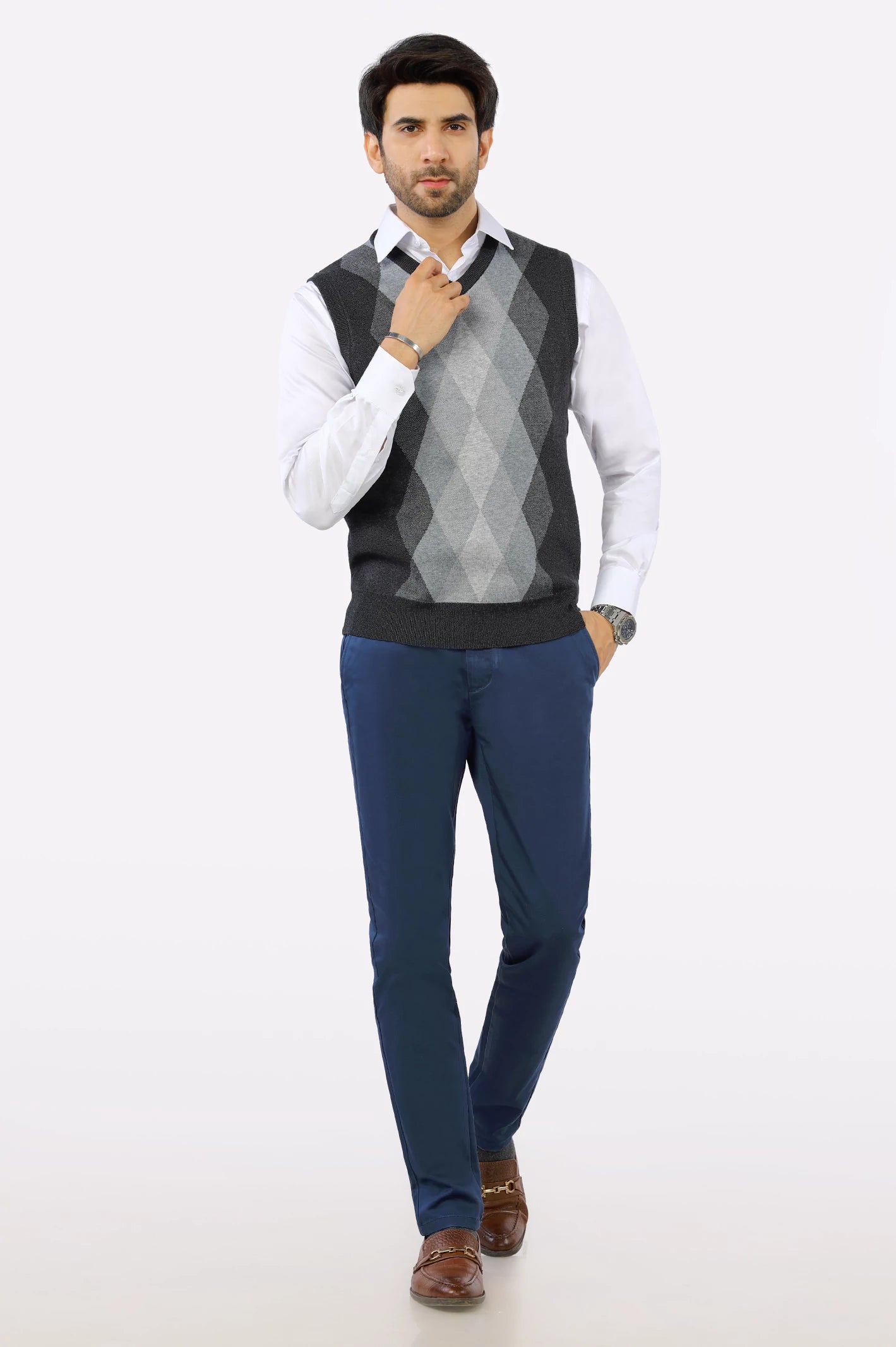 Grey V-Neck Gents Sweater From Diners