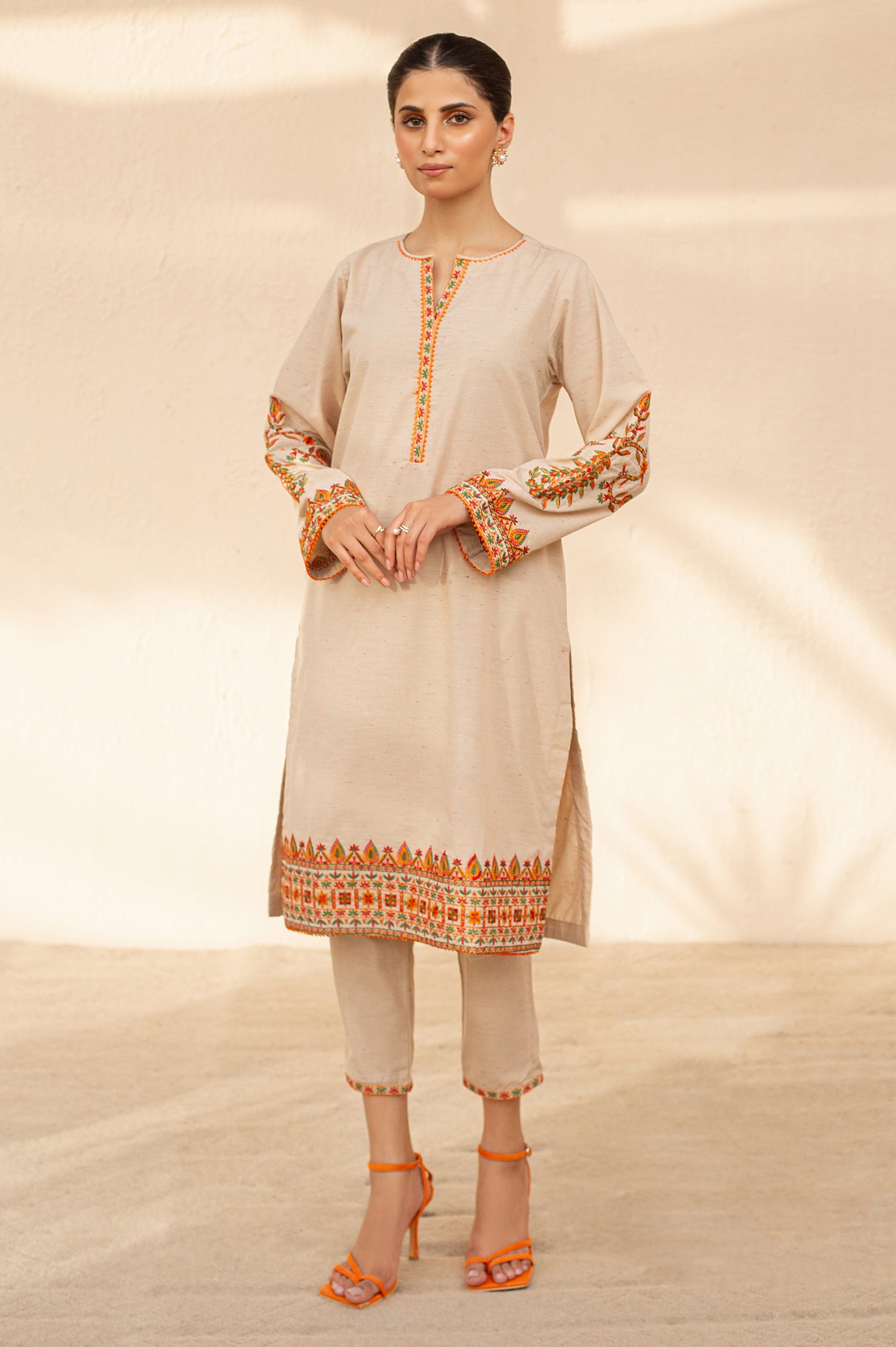 2PC Jacquard Embroidered Suit From Diners