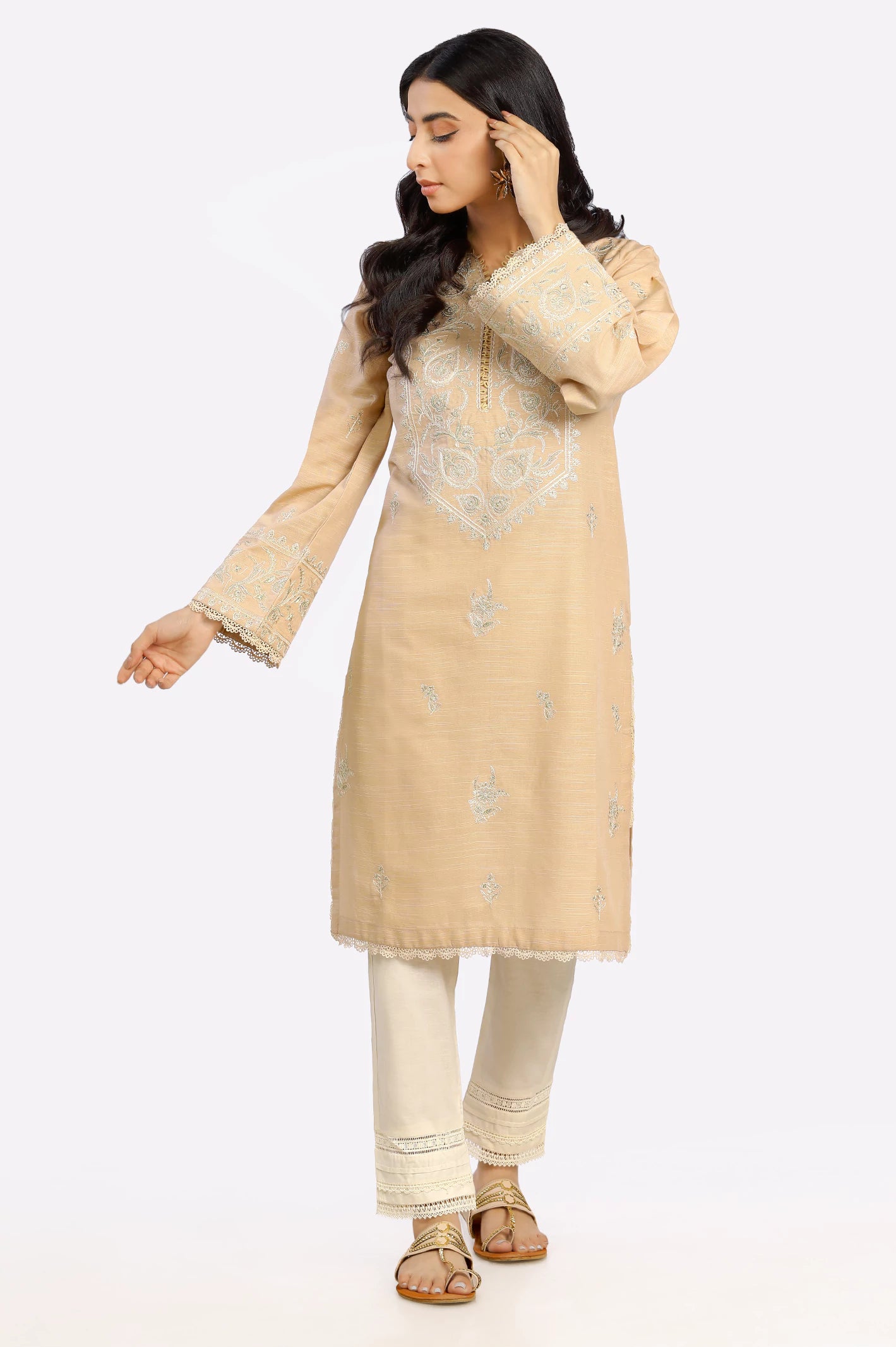 Khaddar Embroidered Kurti From Diners