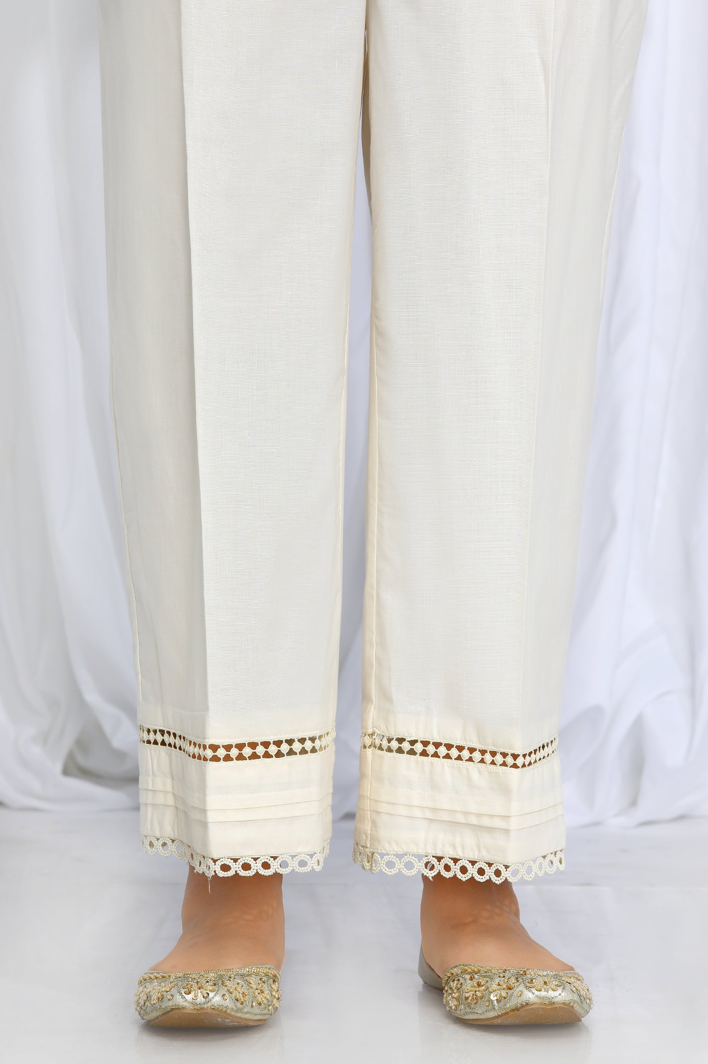 Cream Trouser – Diners Pakistan