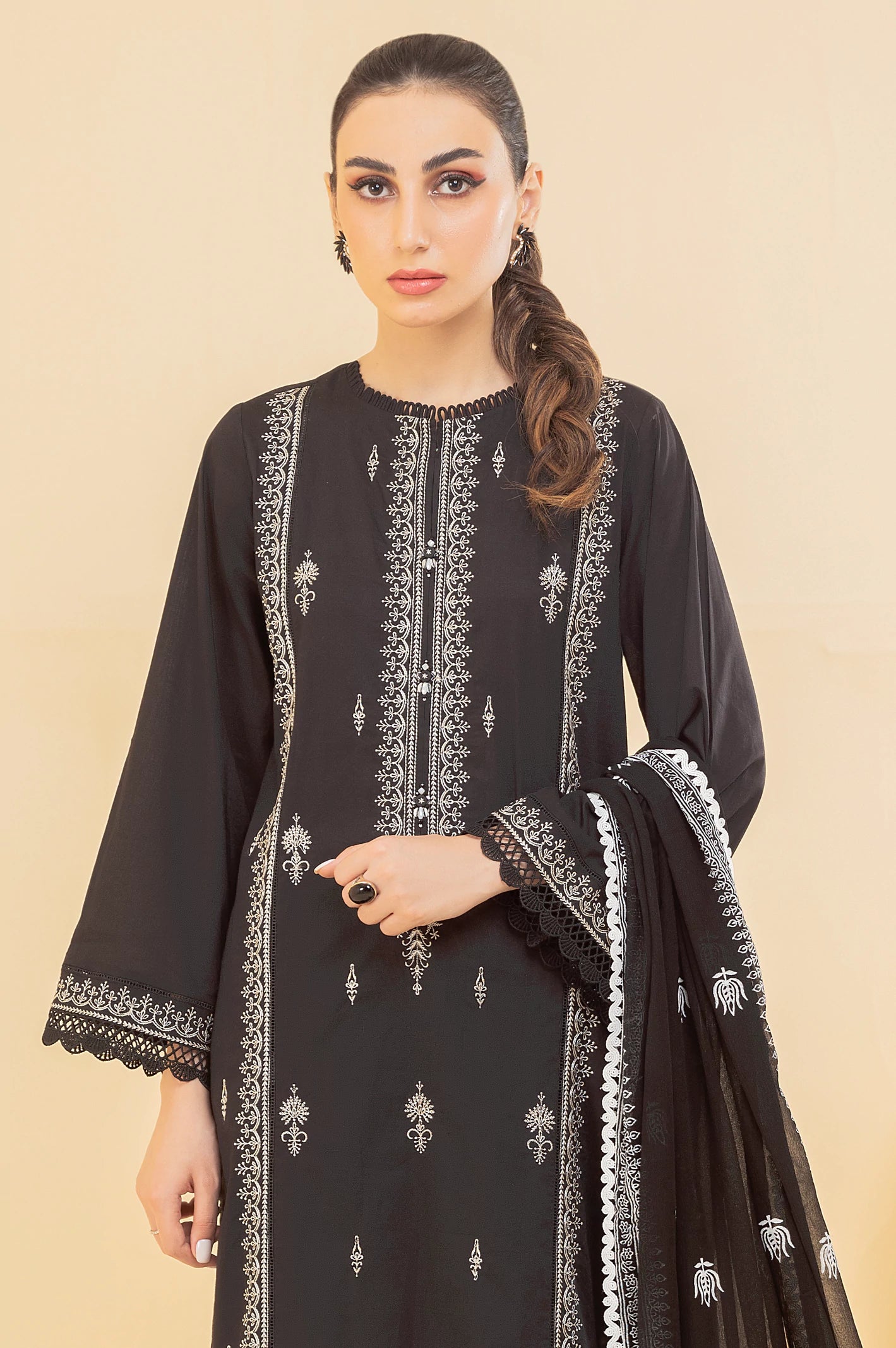 3PC Unstitched Cambric Embroidered Suit From Diners