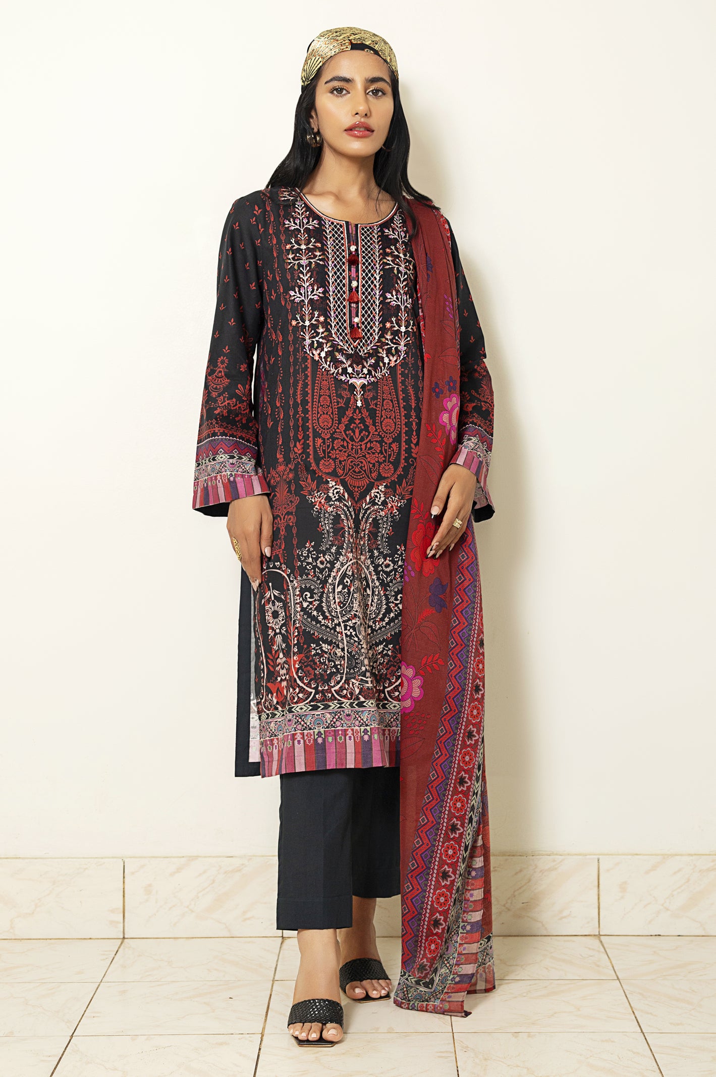 3PC Unstitched Cambric Printed Suit From Diners