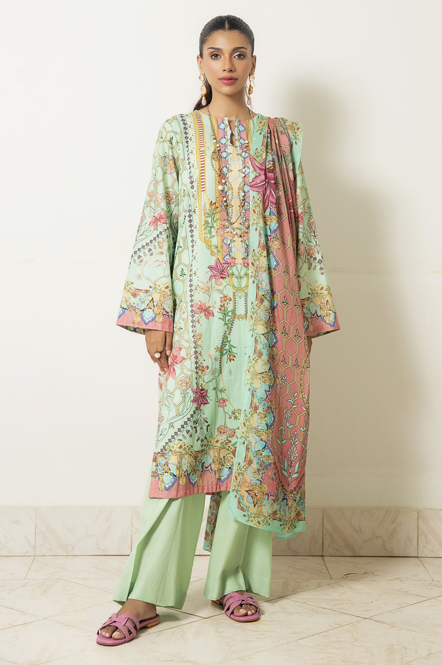 3PC Unstitched Cambric Printed Suit From Diners