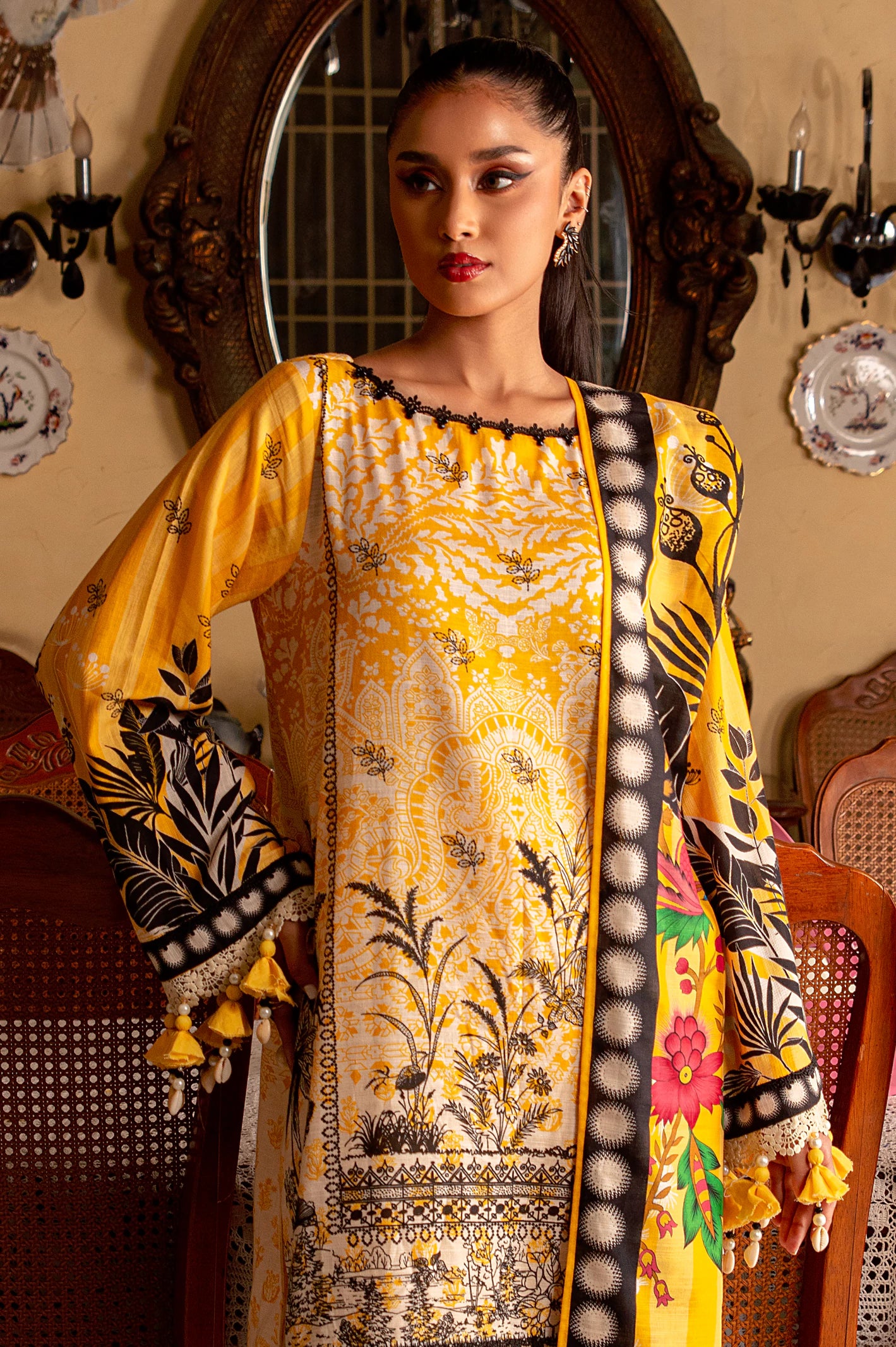 Khaddar Digital Printed 3PC Unstitched Suit From Diners