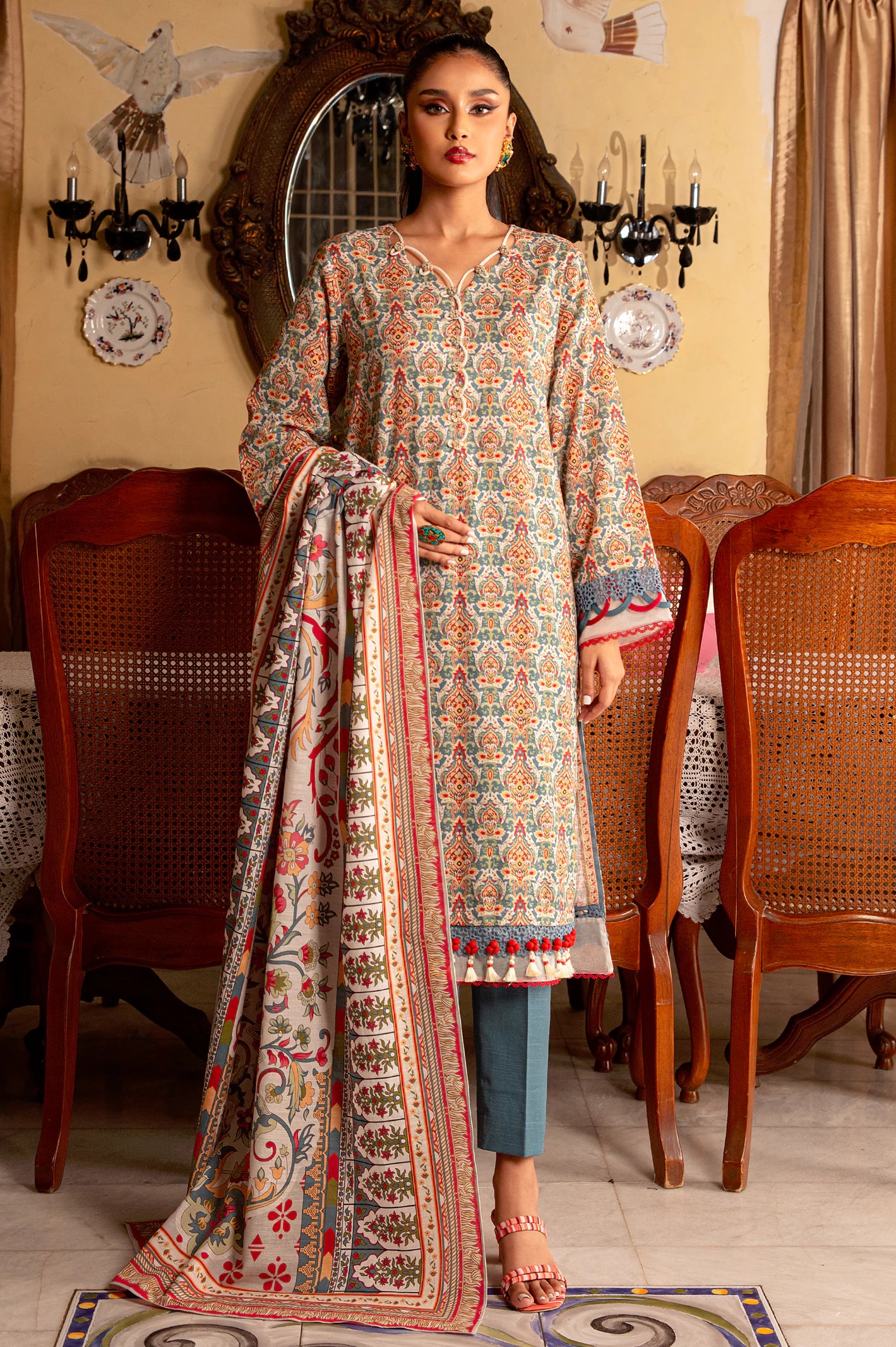 Khaddar Digital Printed 3PC Unstitched Suit From Diners