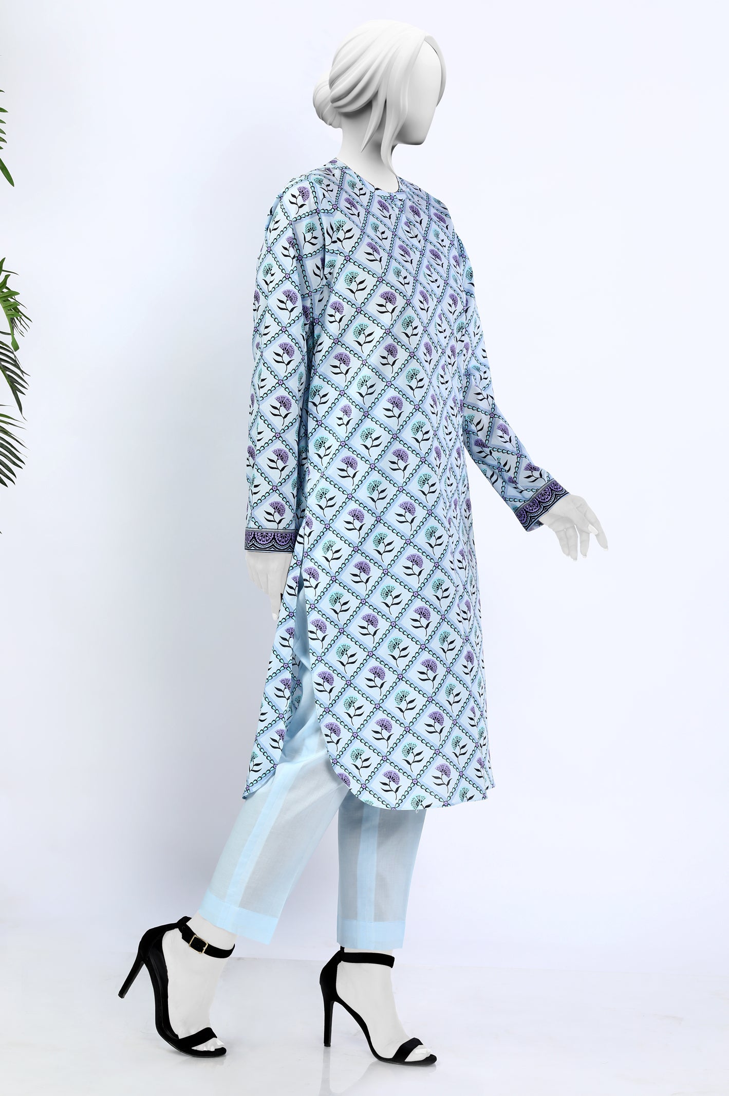 2PC Unstitched Lawn Printed Suit From Diners