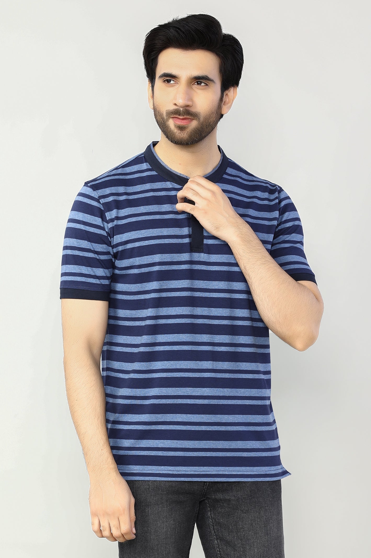 Men's Basic Crew Neck T-Shirt - Diners