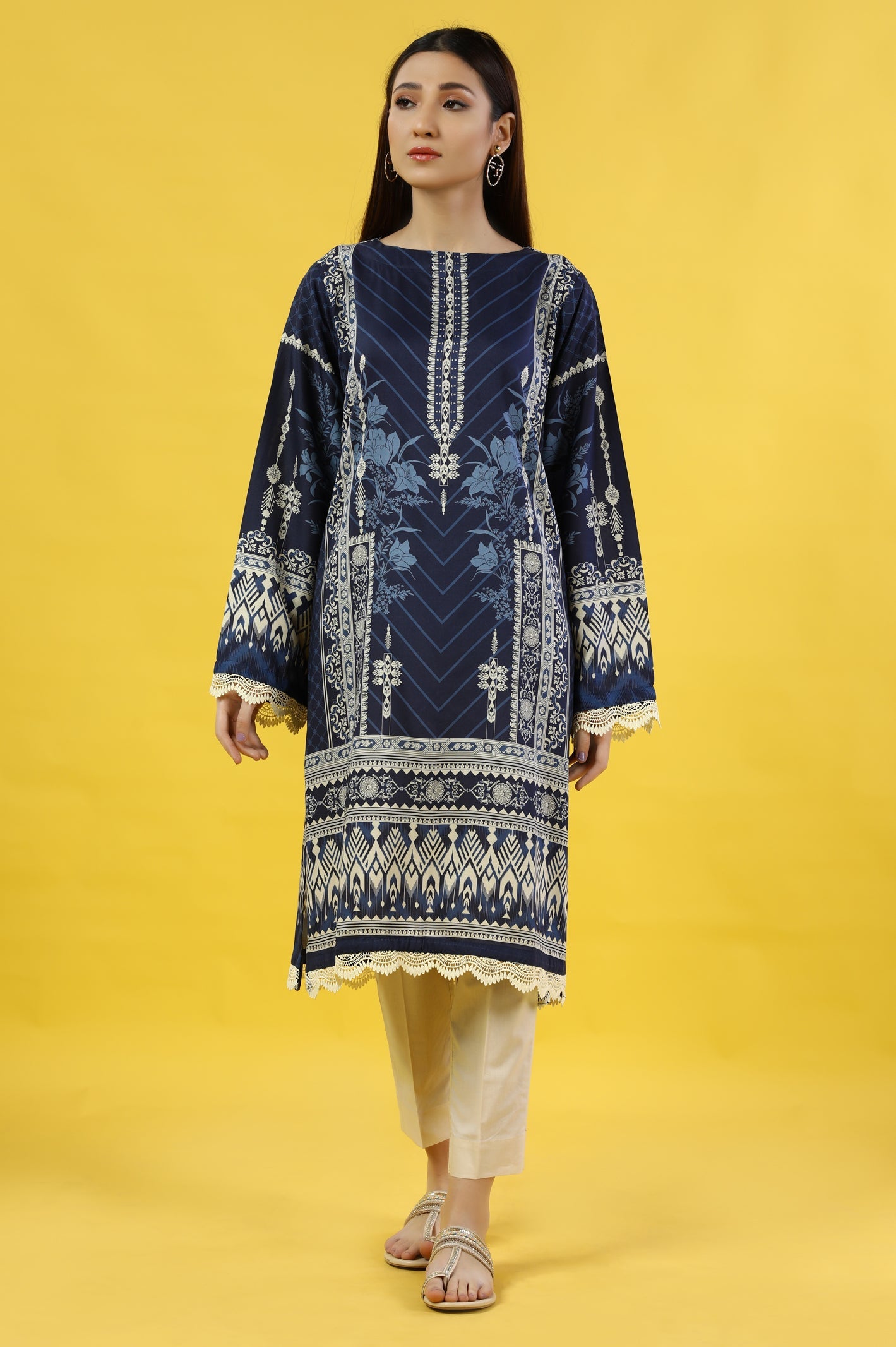 Women Stitched Kurti - Diners