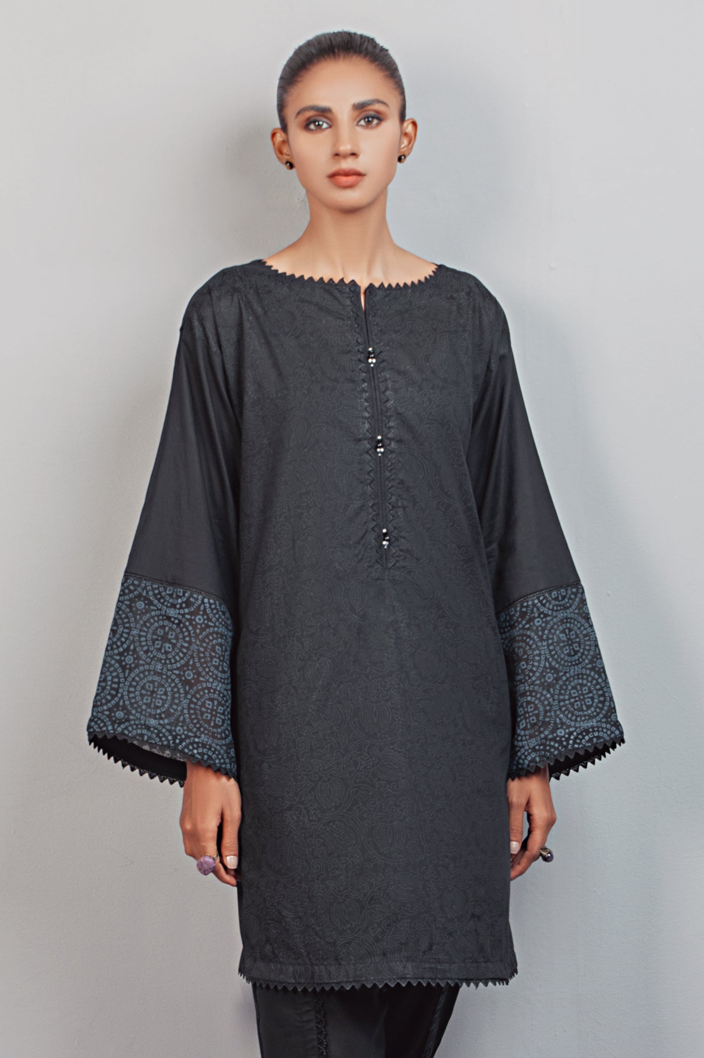 Women Stitched Kurti - Diners