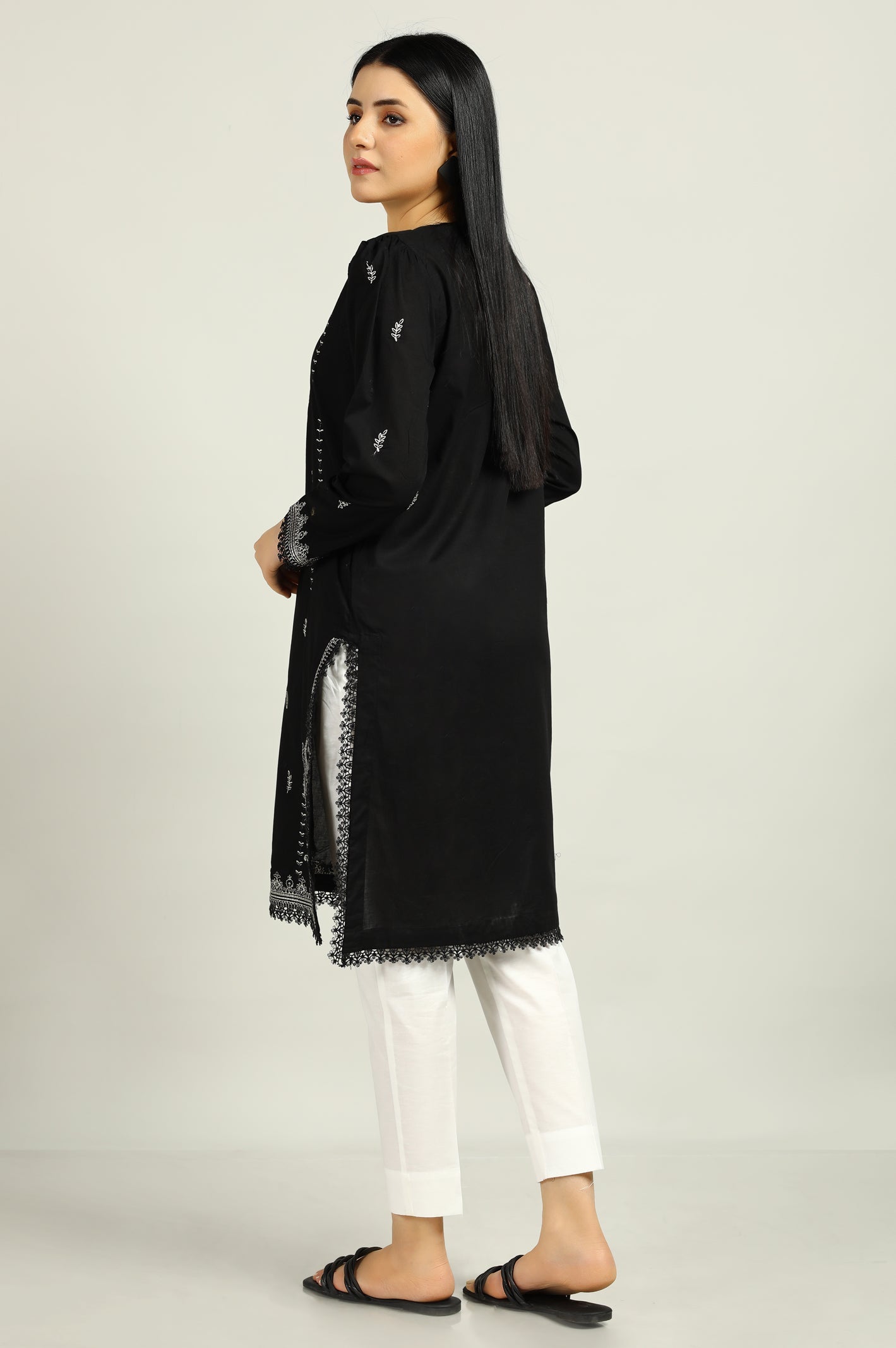 Women Stitched Kurti - Diners