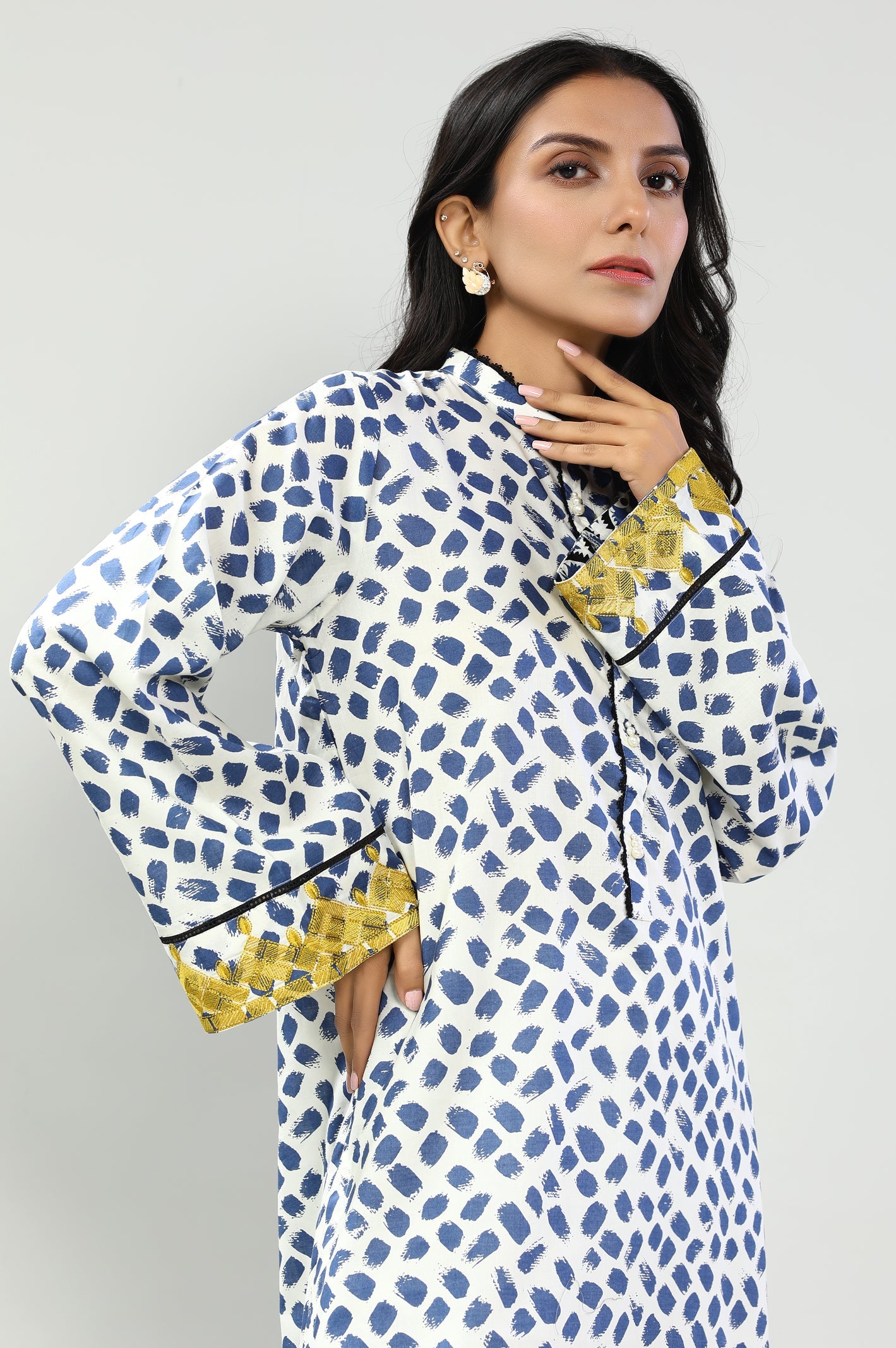 Women Stitched Kurti - Diners