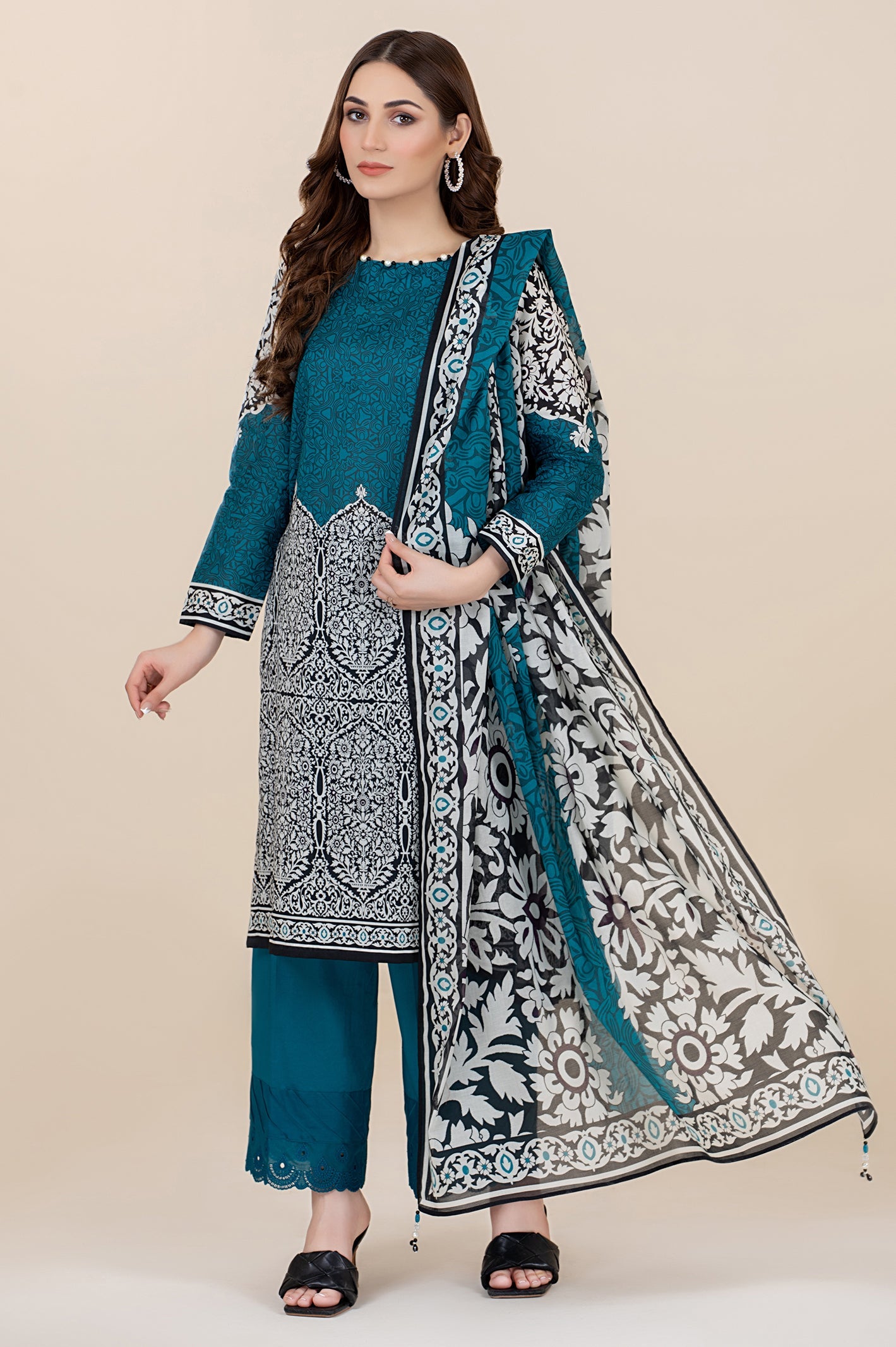 Unstitched 3 Piece Cambric Printed Shirt, Lawn Printed Dupatta & Cotton Dyed Trouser - Diners