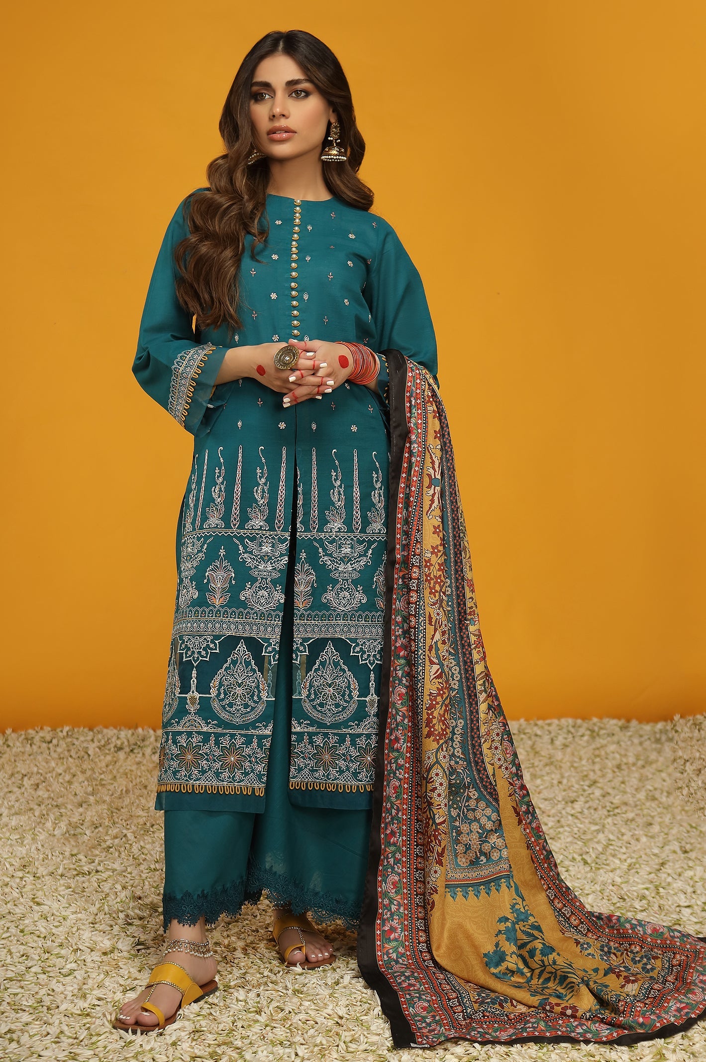 Unstitched 3 Pcs Khaddar Emb Shirt, Printed Shawl, Khaddar Dyed Trouser - Diners