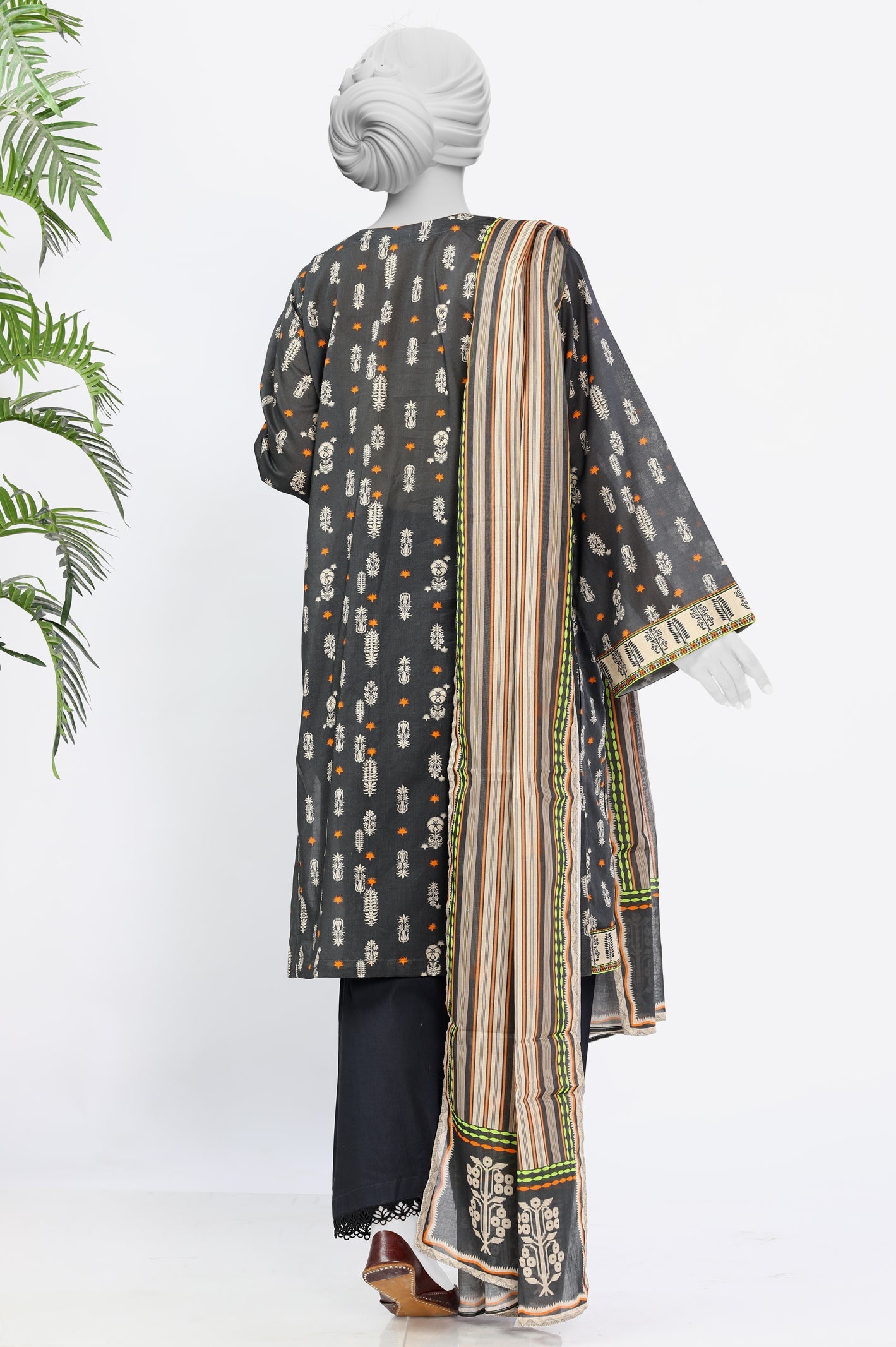 Unstitched 3 Piece Embroidered Printed Shirt, Printed Dupatta, Dyed Trouser - Diners