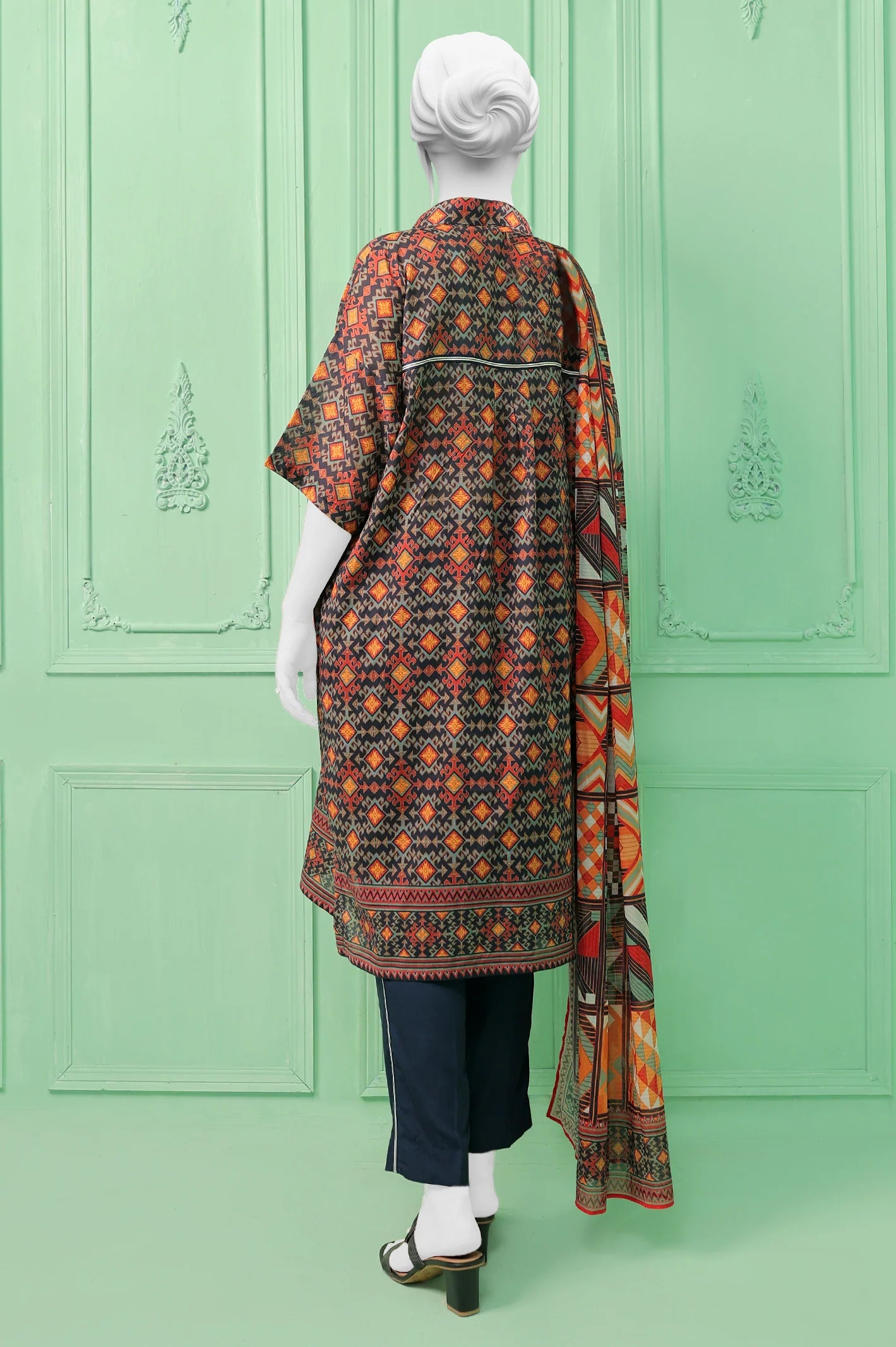 3PC Unstitched Lawn Printed Suit From Diners