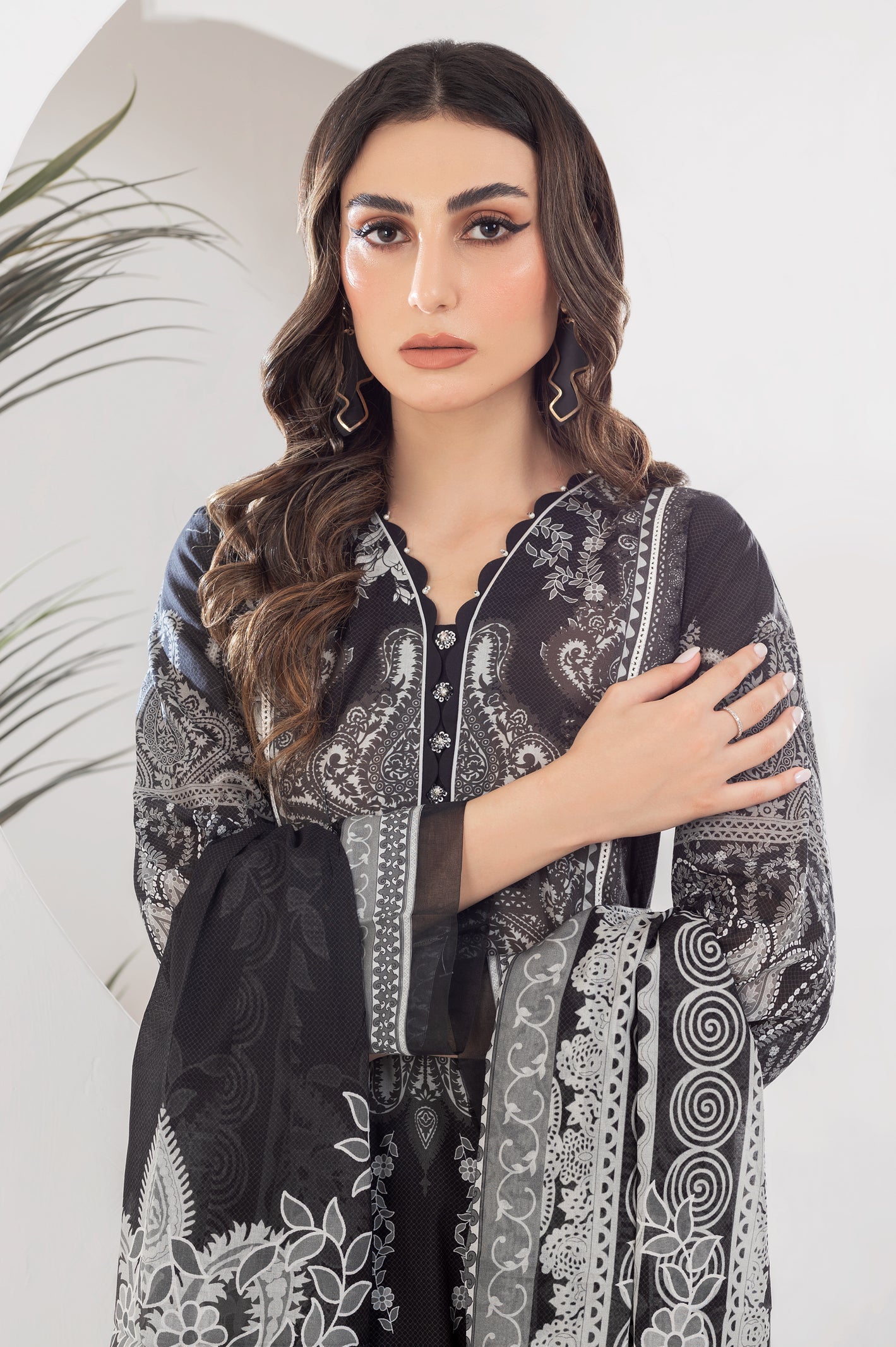 3PC Unstitched Lawn Printed Suit From Diners