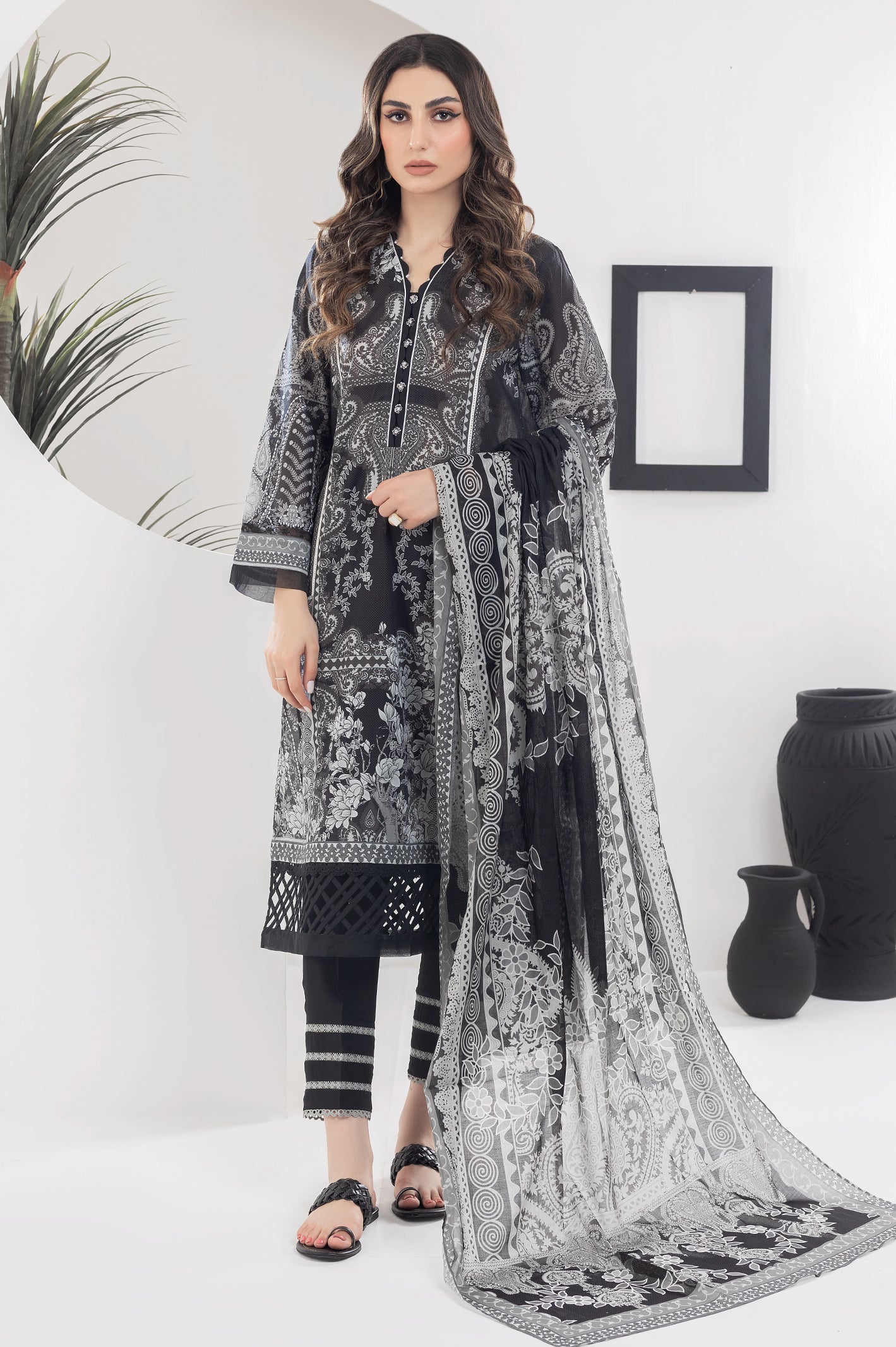 3PC Unstitched Lawn Printed Suit From Diners