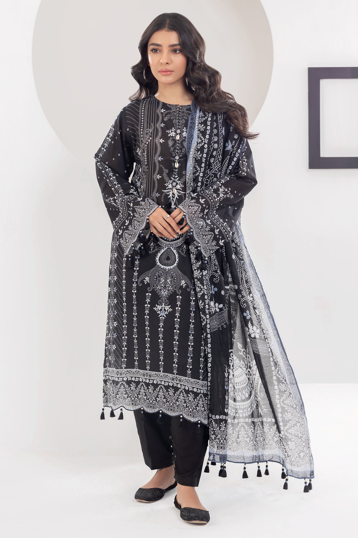 3PC Unstitched Lawn Printed Suit From Diners